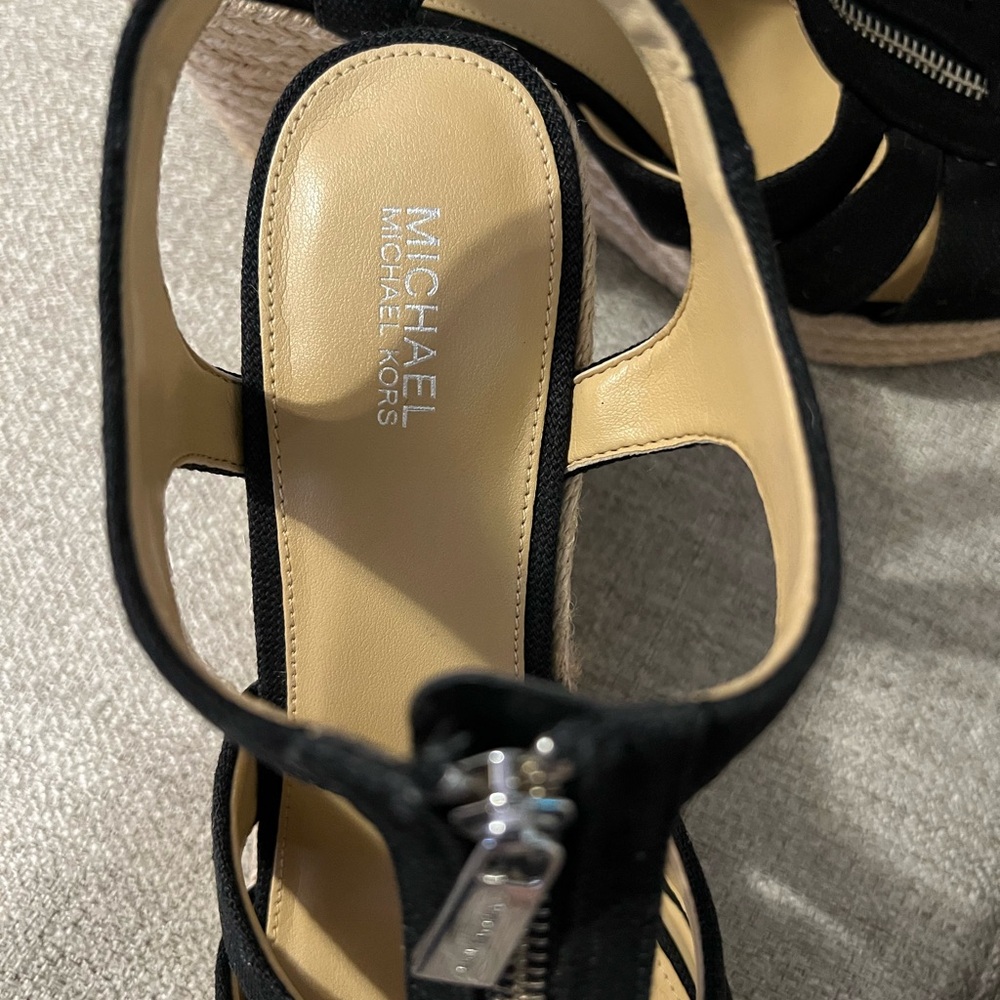 Michael Kors Black Espadrille Wedges Zip Up– Size 8.5 – Like New - Picture 7 of 9